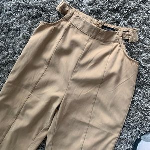 Cutout trouser